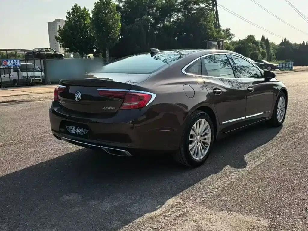 Buick LaCrosse 2018 28T Elite — миниатюра 12