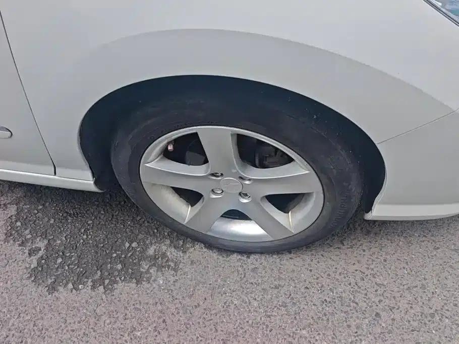 Peugeot 408 2013 2.0L Automatic Comfort Edition — миниатюра 6