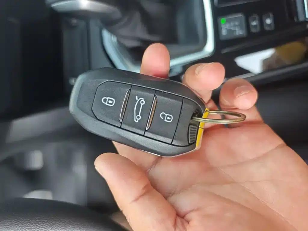 Peugeot 408 2024 360THP Romanée Edition — миниатюра 9