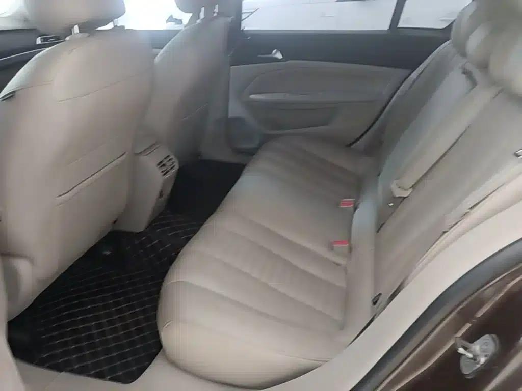 Peugeot 408 2014 1.6T Automatic Premium Edition — миниатюра 17