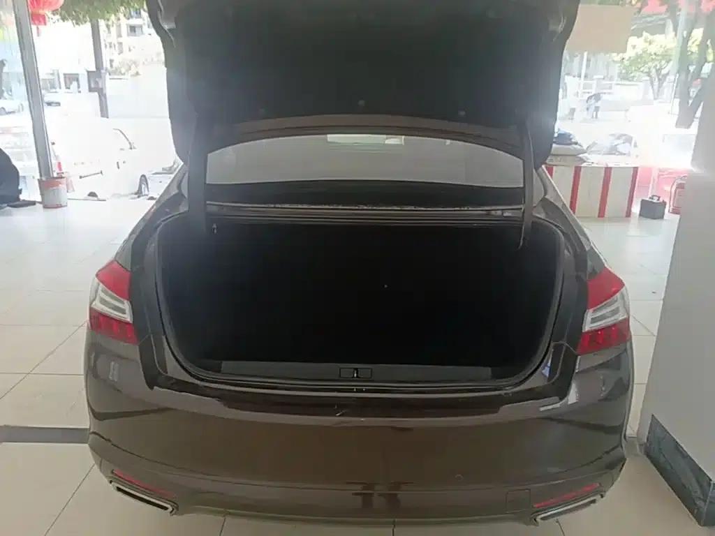 Peugeot 408 2014 1.6T Automatic Premium Edition — миниатюра 19