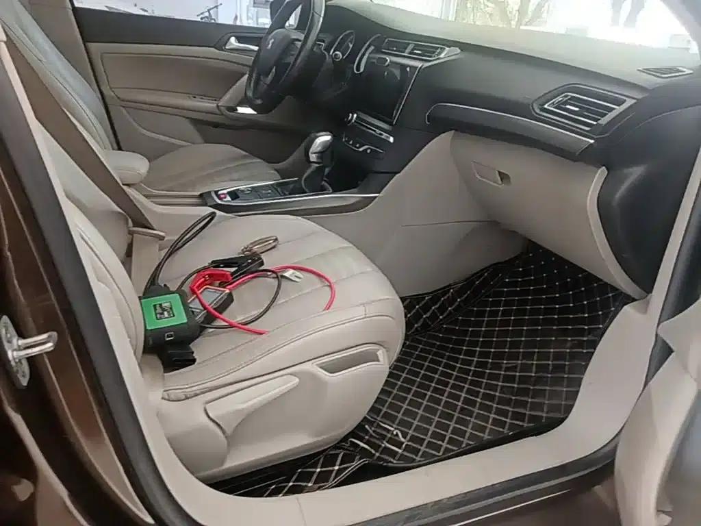 Peugeot 408 2014 1.6T Automatic Premium Edition — миниатюра 25