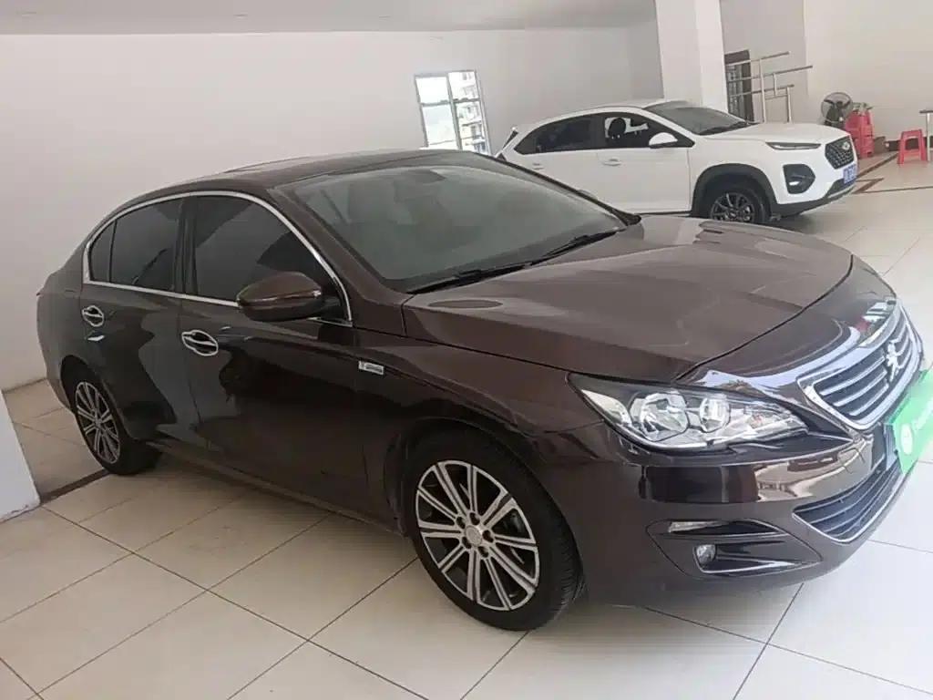 Peugeot 408 2014 1.6T Automatic Premium Edition — миниатюра 4