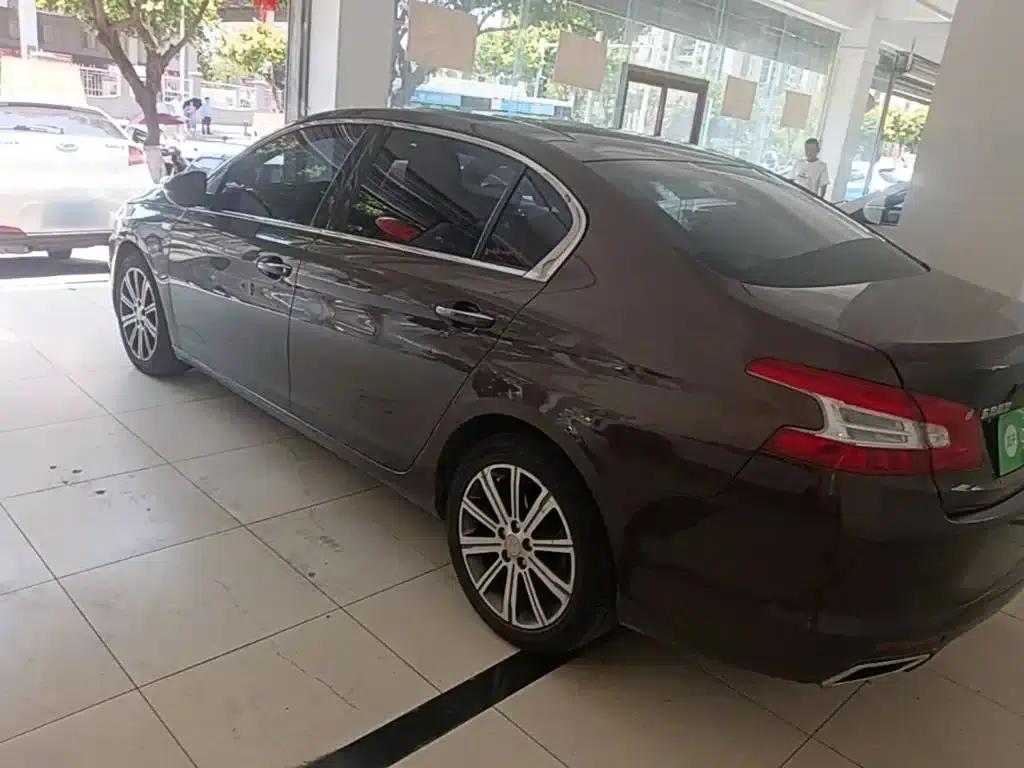 Peugeot 408 2014 1.6T Automatic Premium Edition — миниатюра 5