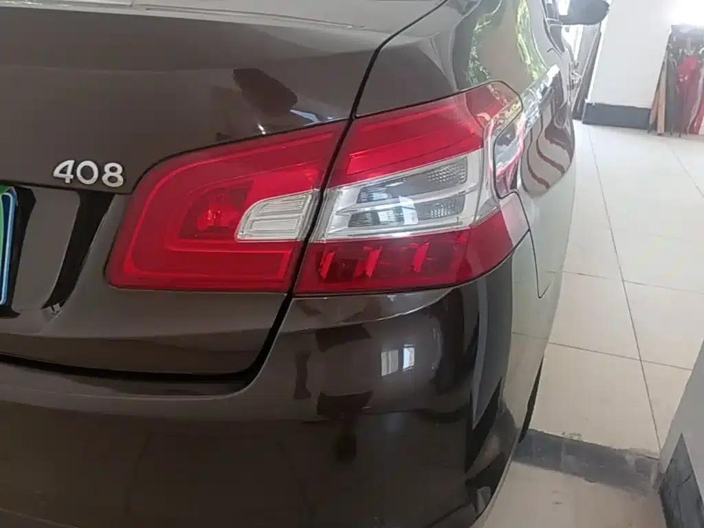 Peugeot 408 2014 1.6T Automatic Premium Edition — миниатюра 8