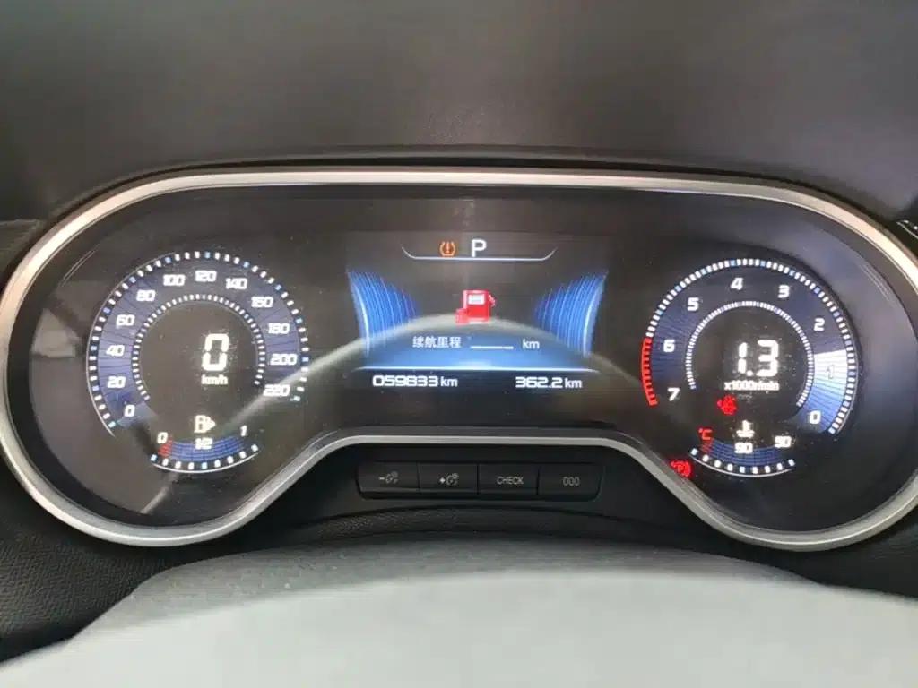 Peugeot 408 2020 360THP 10th Anniversary Edition — миниатюра 12