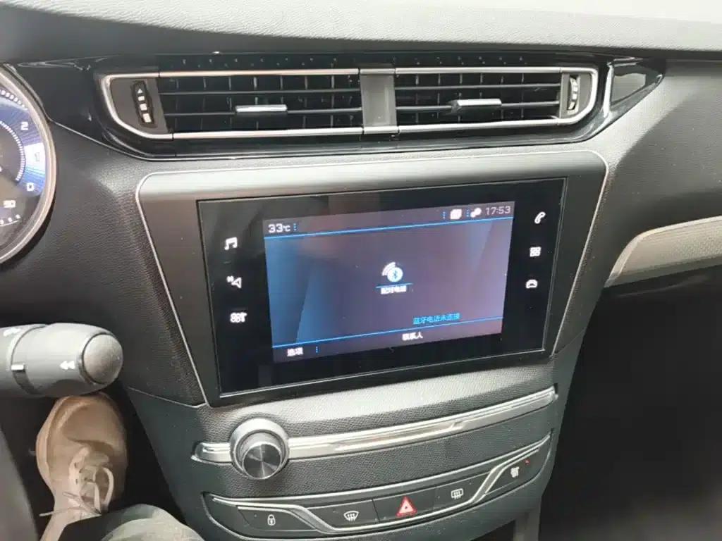 Peugeot 408 2020 360THP 10th Anniversary Edition — миниатюра 13