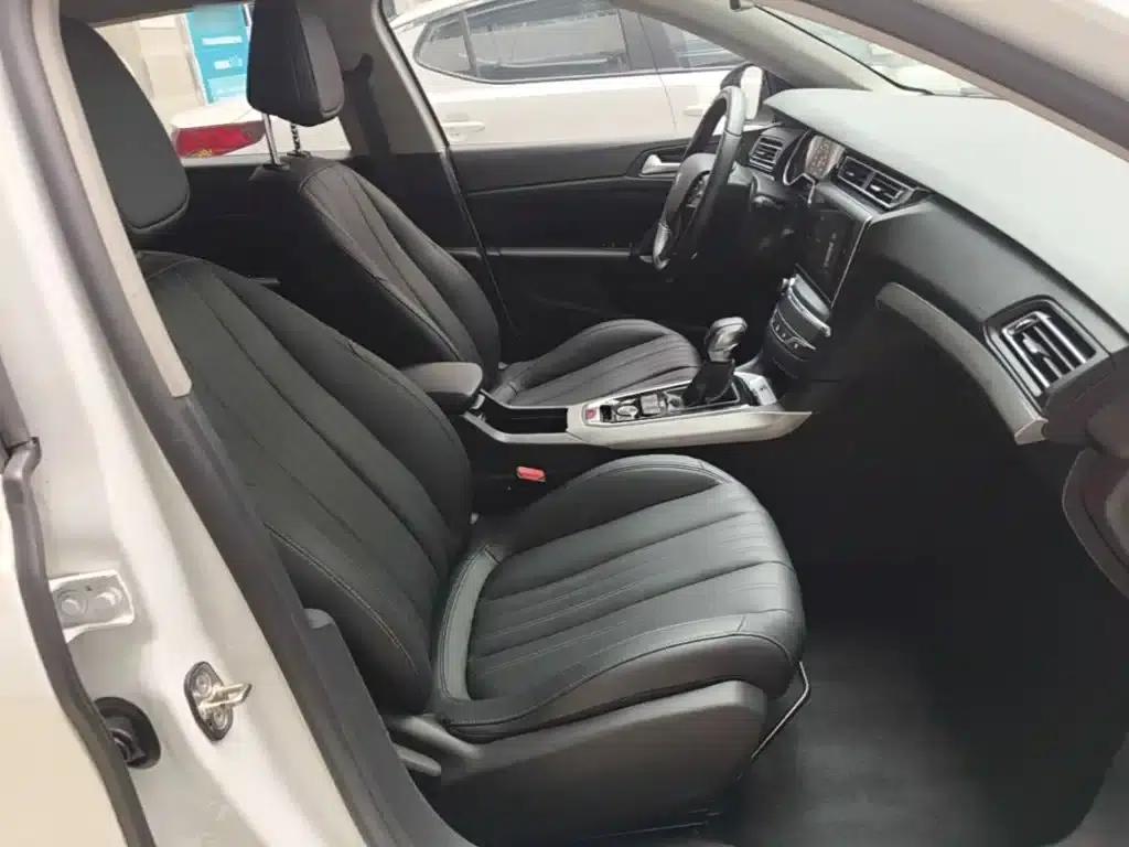 Peugeot 408 2020 360THP 10th Anniversary Edition — миниатюра 25