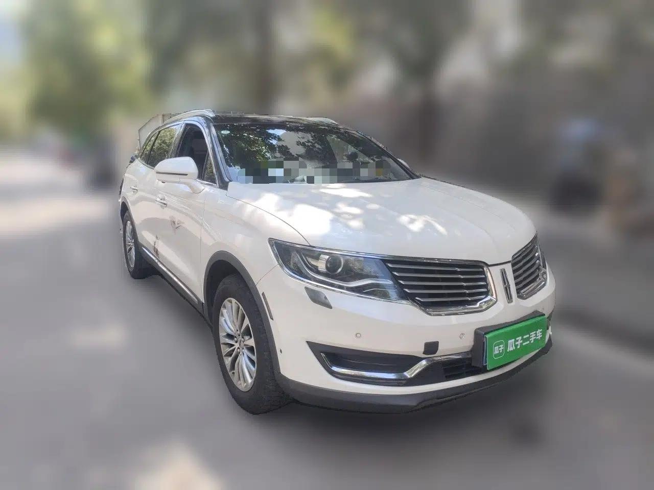 Lincoln MKX 2015 2.0T Four-Wheel Drive Luxury Edition — миниатюра 3