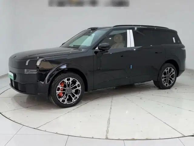 Lynk & Co 900 2025 1.5T Ultra