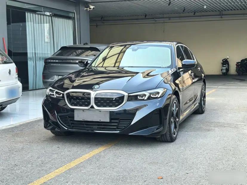 BMW i3 2022 eDrive 35 L — миниатюра 1