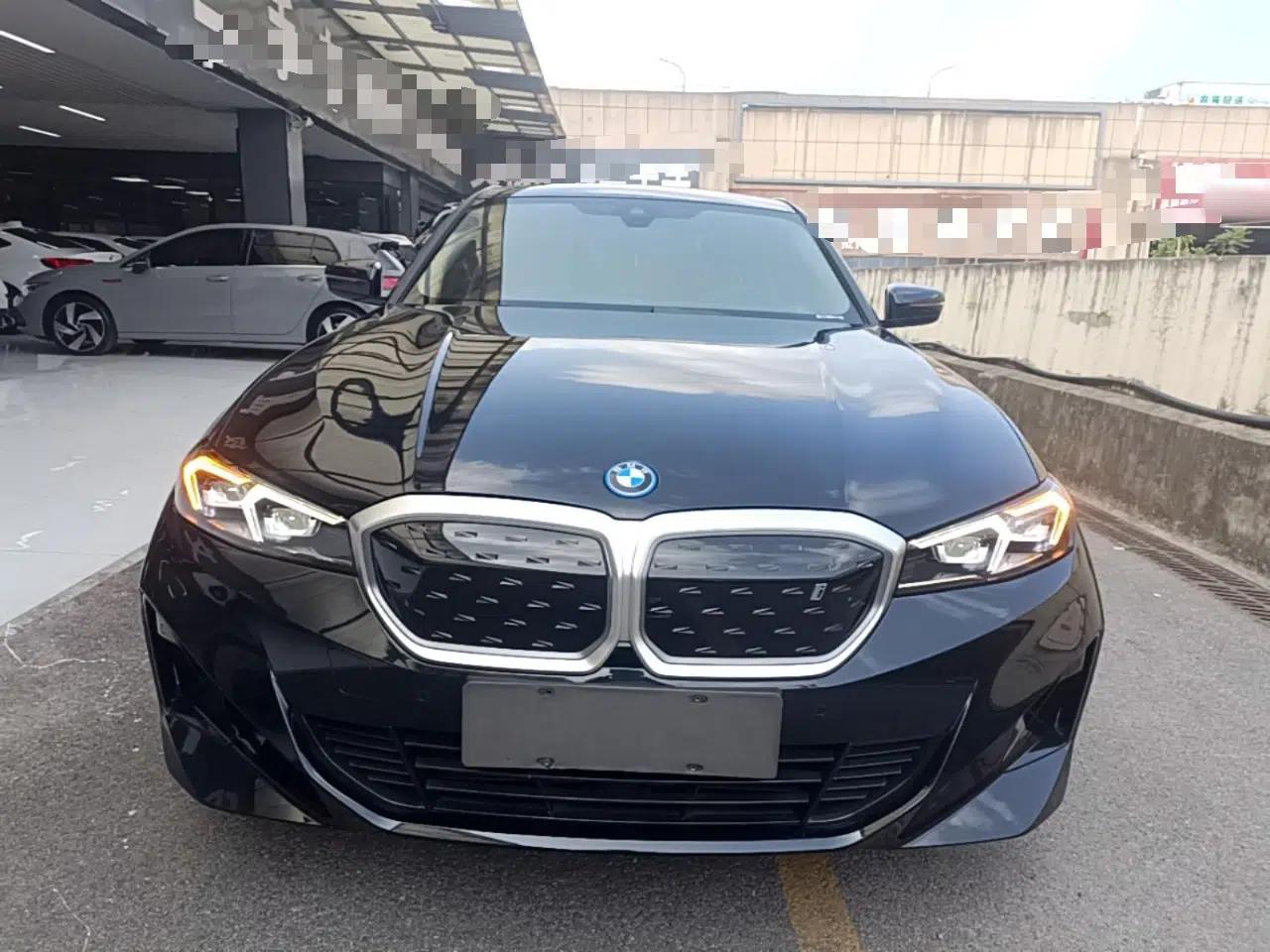 BMW i3 2022 eDrive 35 L — миниатюра 2