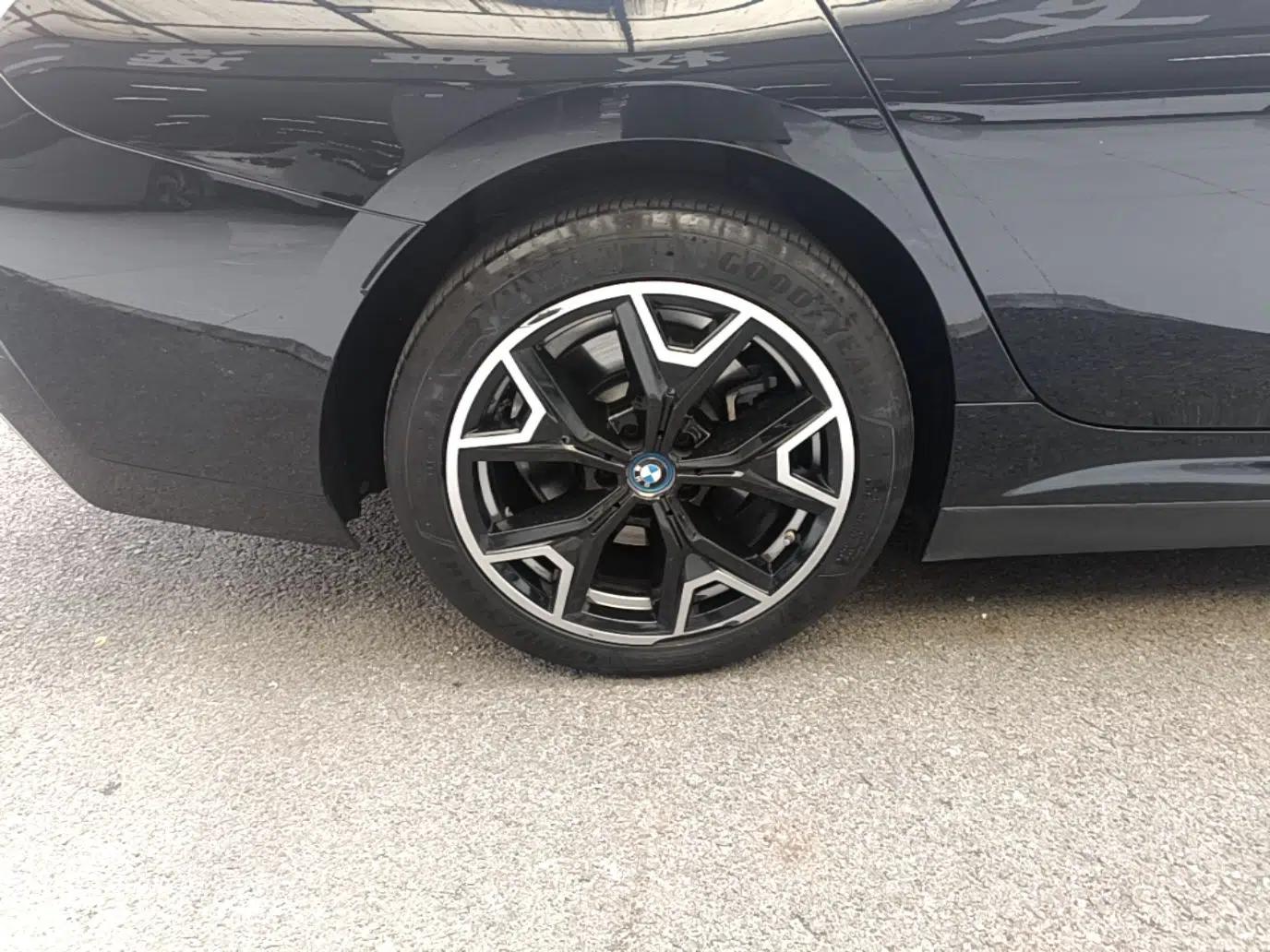 BMW i3 2022 eDrive 35 L — миниатюра 11