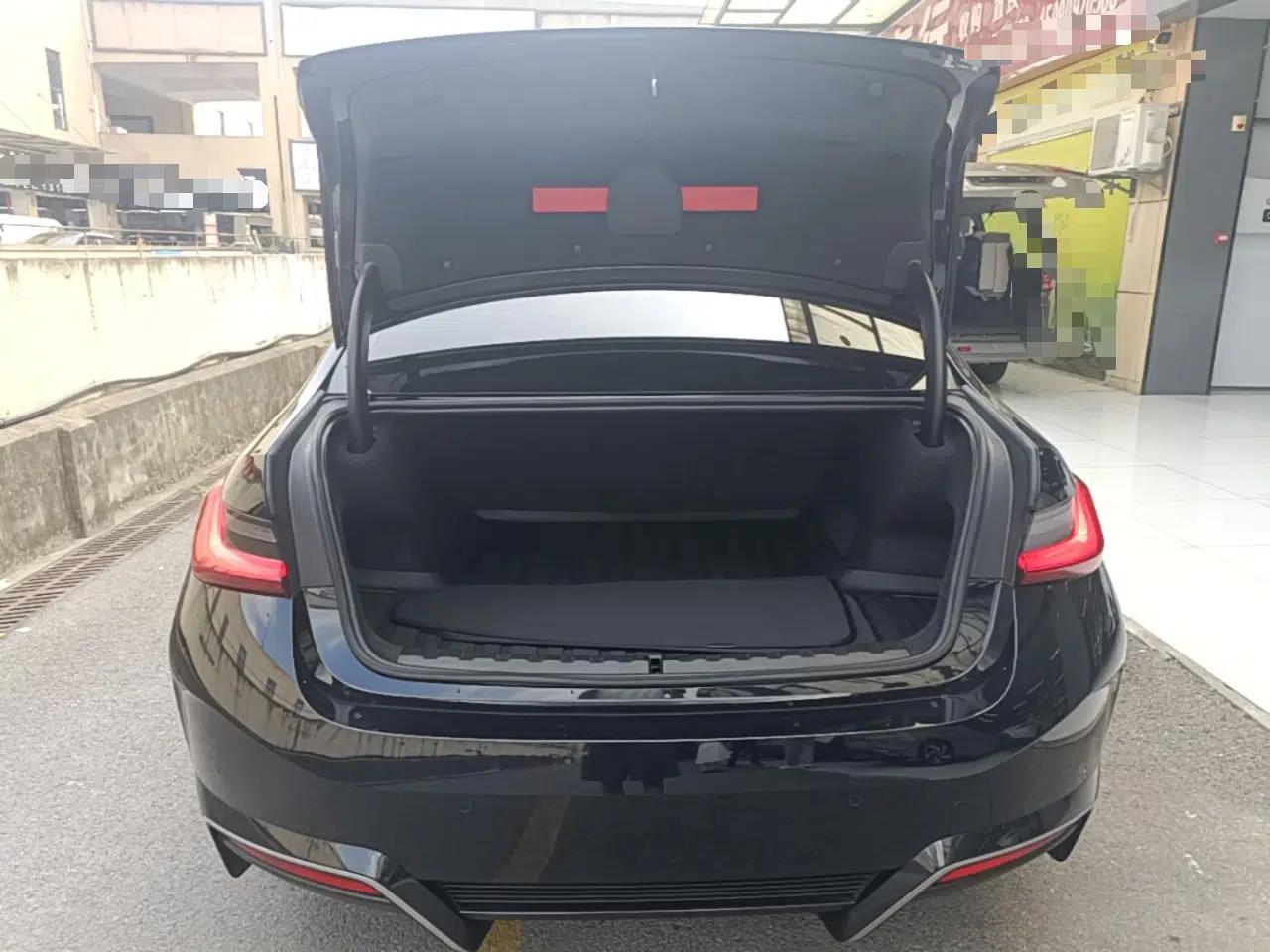 BMW i3 2022 eDrive 35 L — миниатюра 28