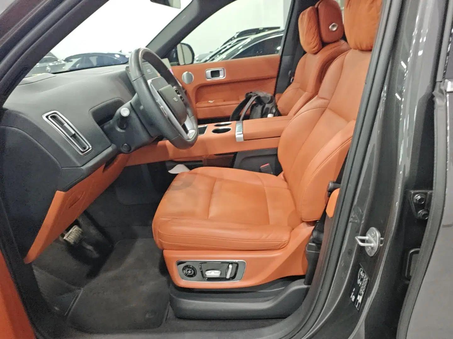 Li Auto L9 2022 Max model — миниатюра 17