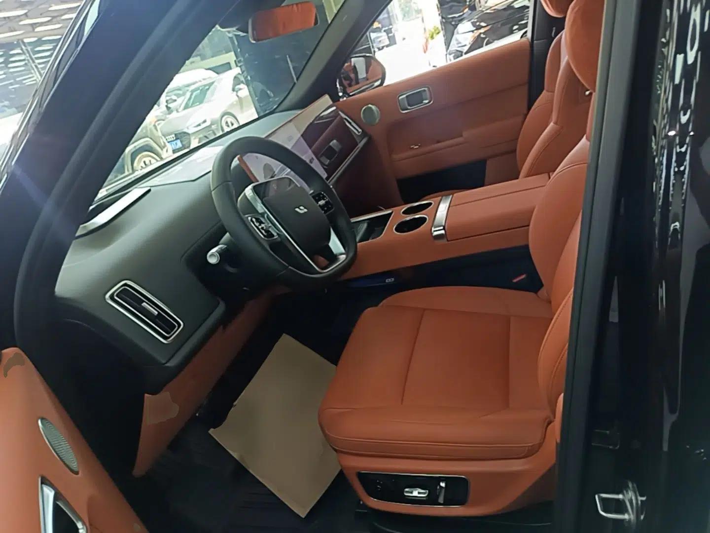 Li Auto L8 2025 Ultra Smart Refreshed Edition — миниатюра 17