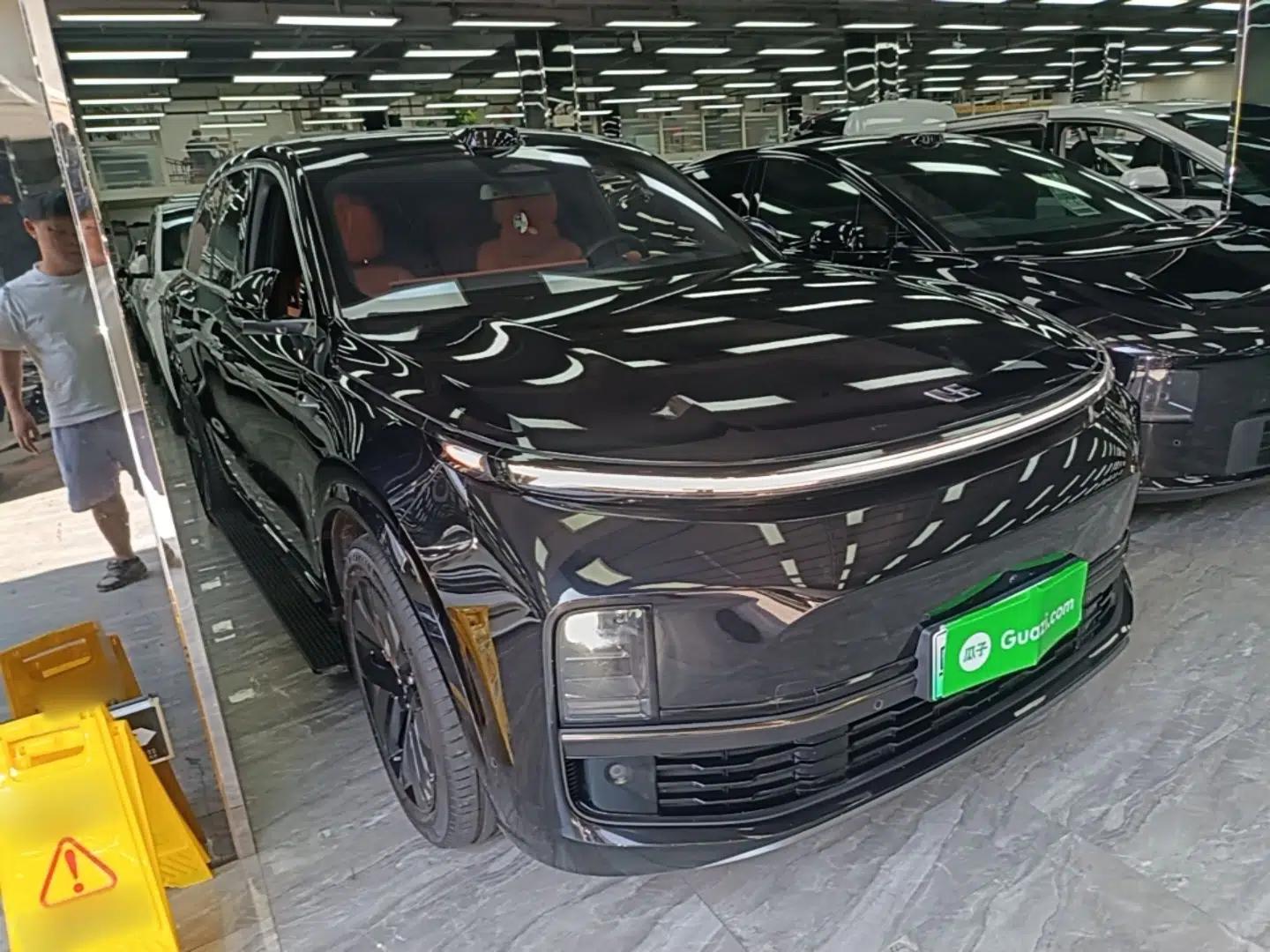 Li Auto L8 2025 Ultra Smart Refreshed Edition — миниатюра 3