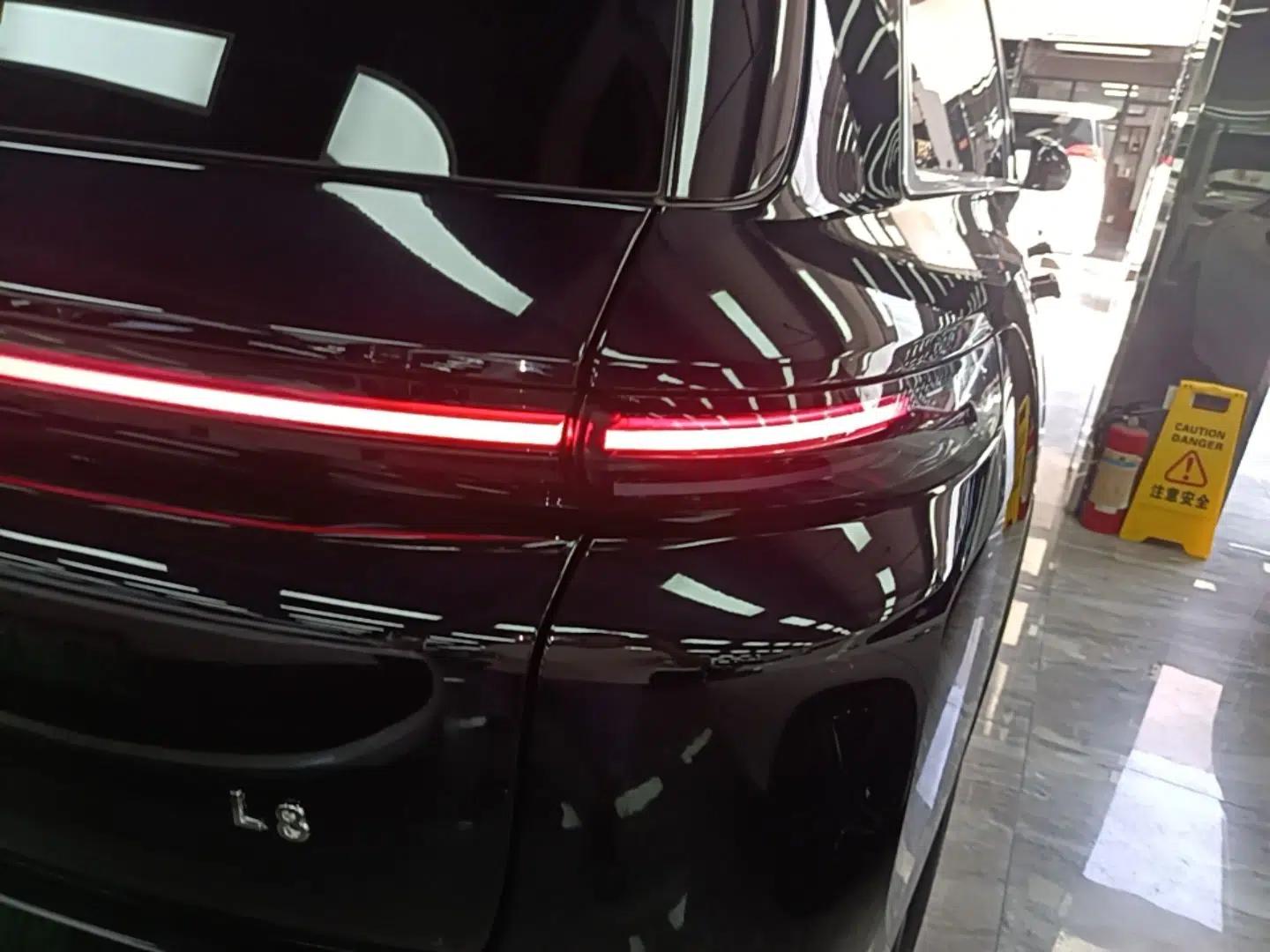 Li Auto L8 2025 Ultra Smart Refreshed Edition — миниатюра 9