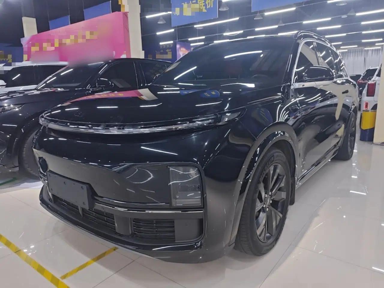 Li Auto L8 2023 Pro Model — миниатюра 1