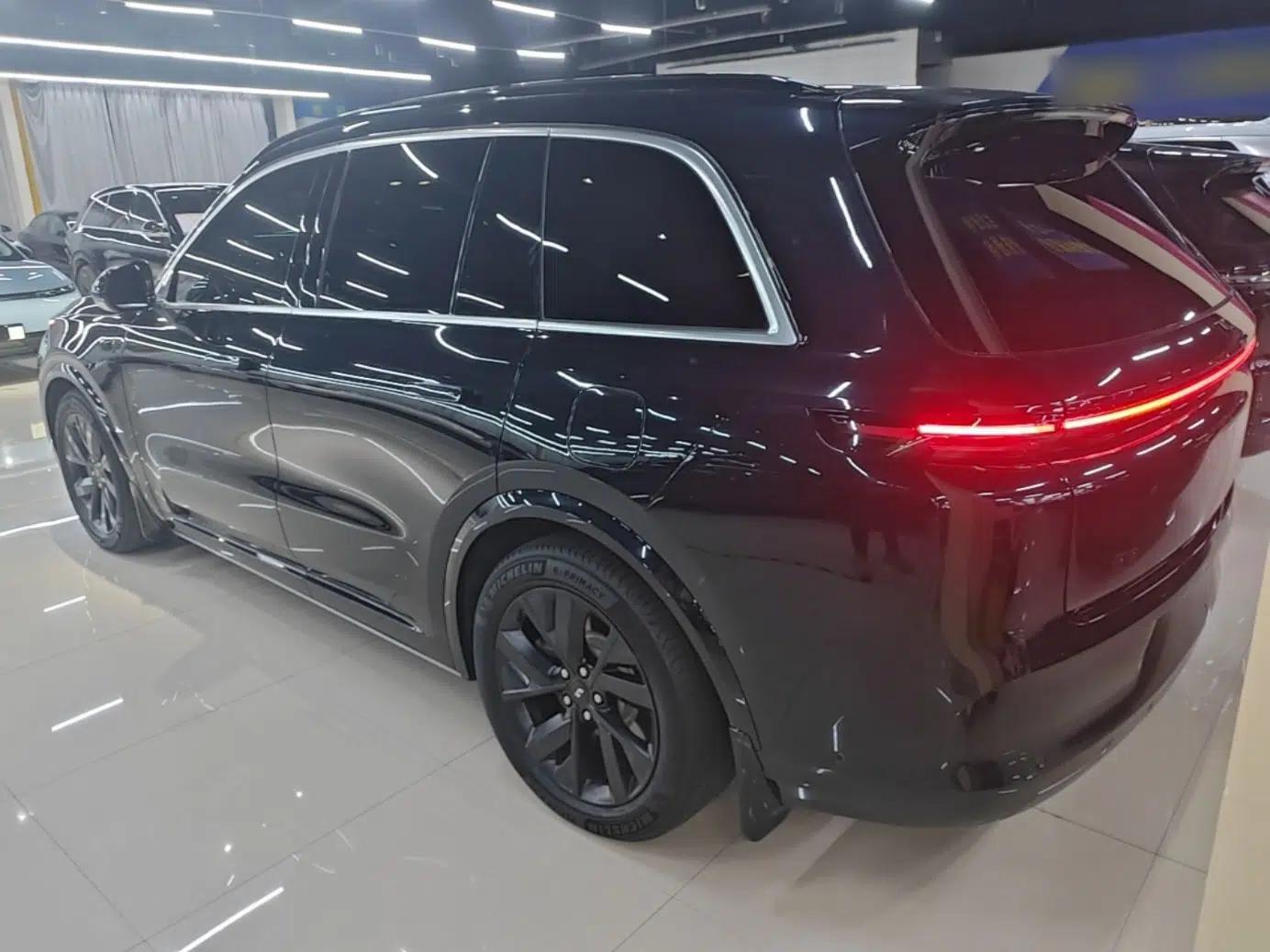 Li Auto L8 2023 Pro Model — миниатюра 4