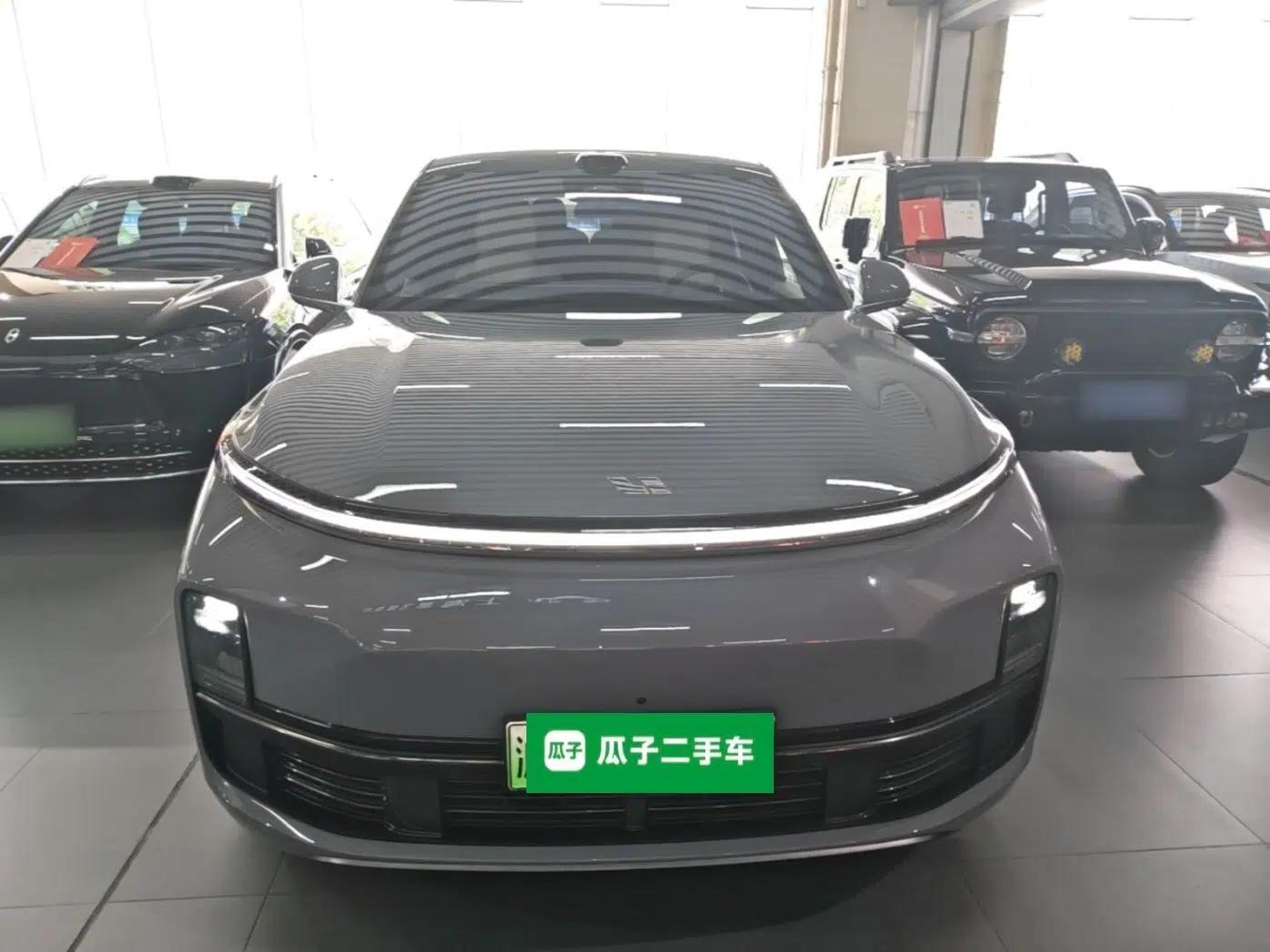 Li Auto L8 2025 Max Smart Refresh Edition — миниатюра 2