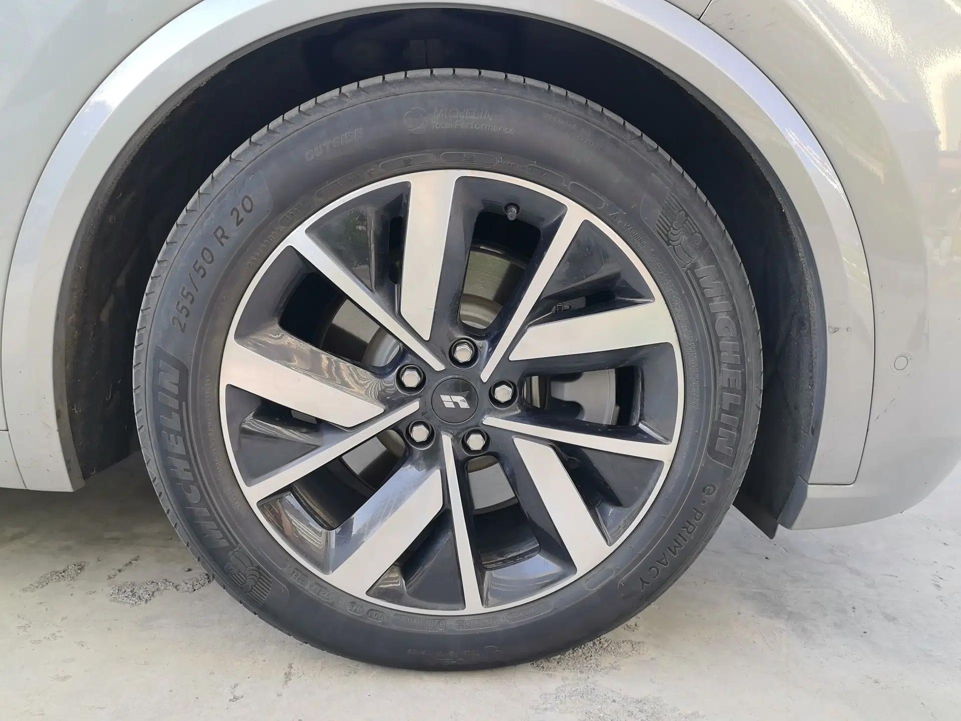 Li Auto L8 2023 Pro Model — миниатюра 8