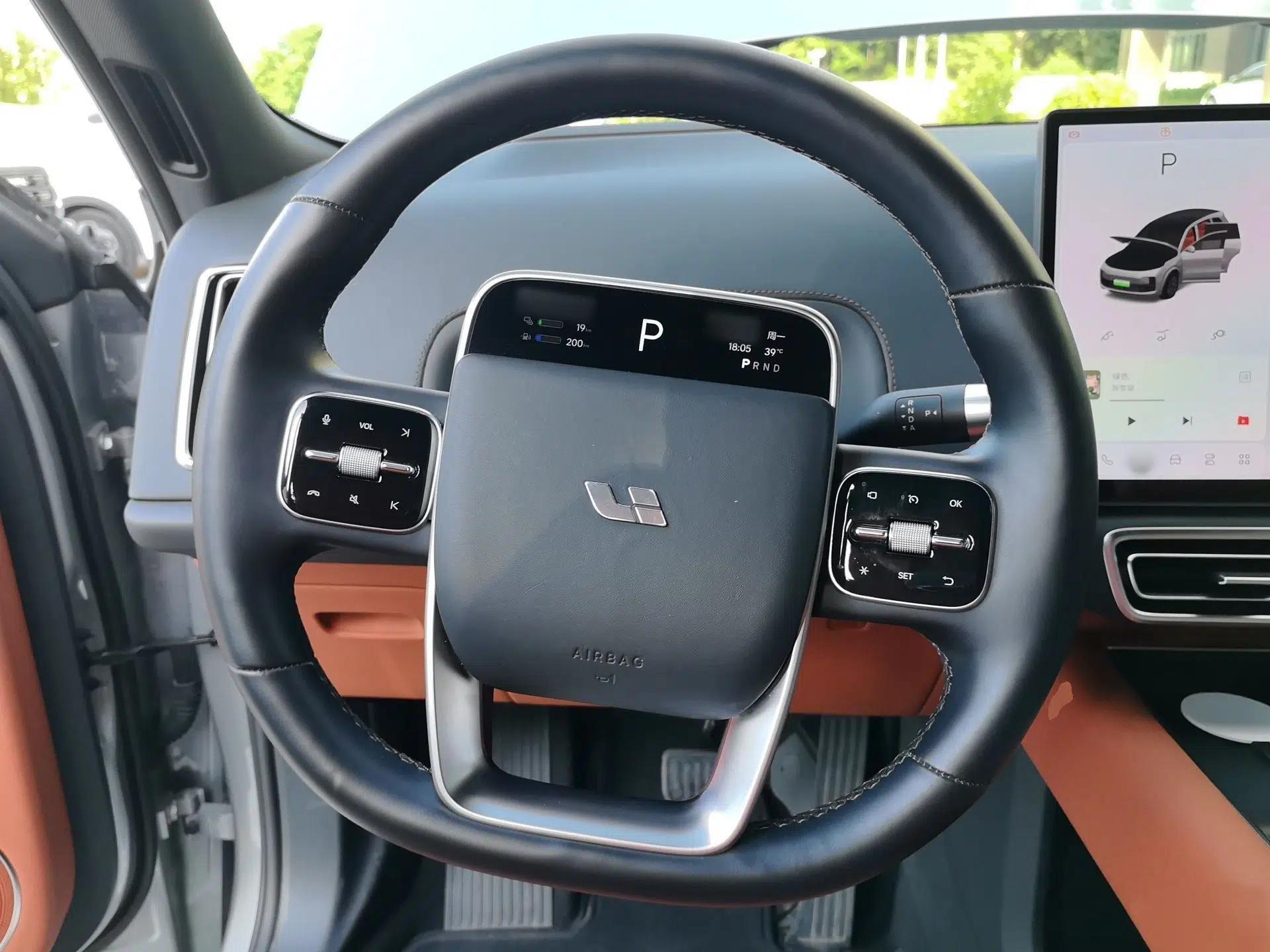 Li Auto L8 2023 Pro Model — миниатюра 9