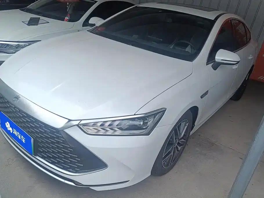 Qin PLUS 2021 DM-i 55KM Flagship Edition — миниатюра 1