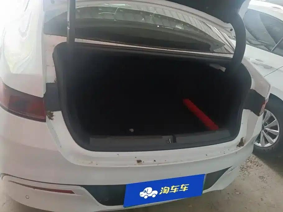 Qin PLUS 2021 DM-i 55KM Flagship Edition — миниатюра 4