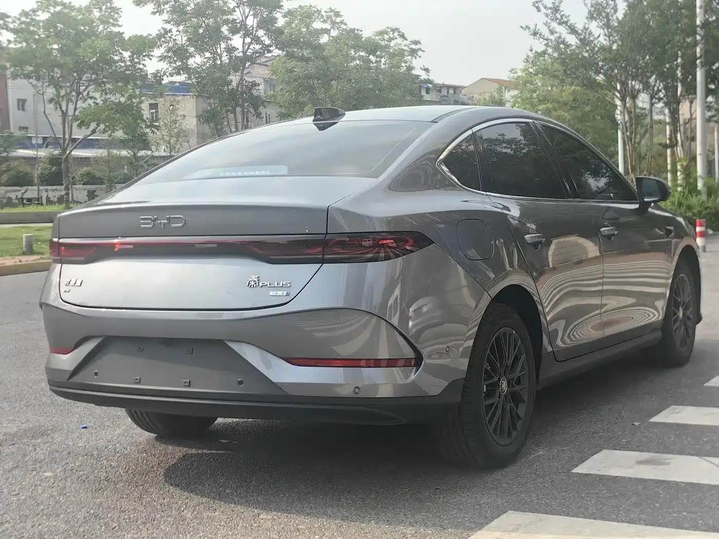 Qin PLUS 2025 EV Smart Driving Edition 510KM Leading Model — миниатюра 13