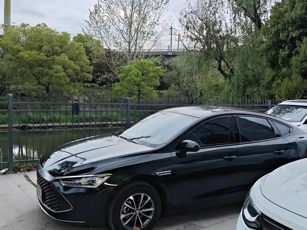 Qin PLUS 2021 DM-i 55KM Premium Edition — миниатюра 3
