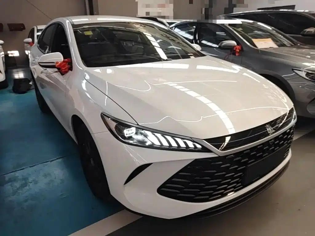 Qin PLUS 2025 DM-i Smart Driving Edition 128KM Progressive Model — миниатюра 4
