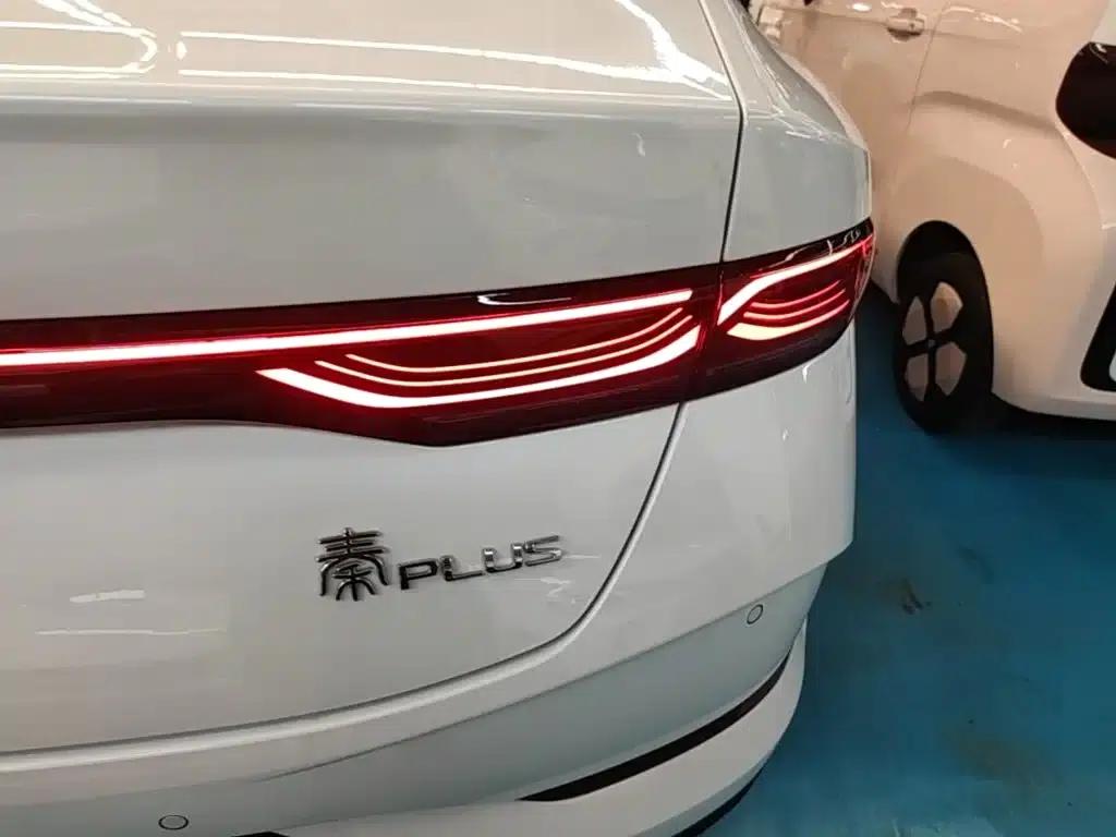 Qin PLUS 2025 DM-i Smart Driving Edition 128KM Progressive Model — миниатюра 8