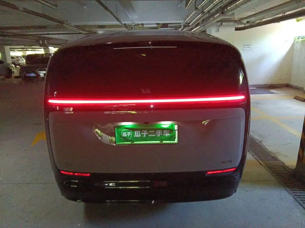 Li Auto MEGA 2025 Home Family Special Edition — миниатюра 5