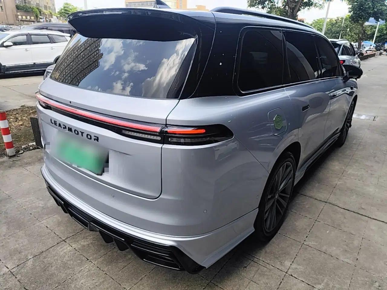 Leapmotor C16 2024 Range-Extended 200 LiDAR Edition — миниатюра 6