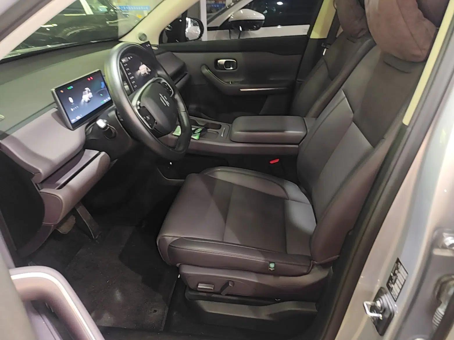 Leapmotor C16 2024 All-Electric 580 Luxury Edition — миниатюра 22