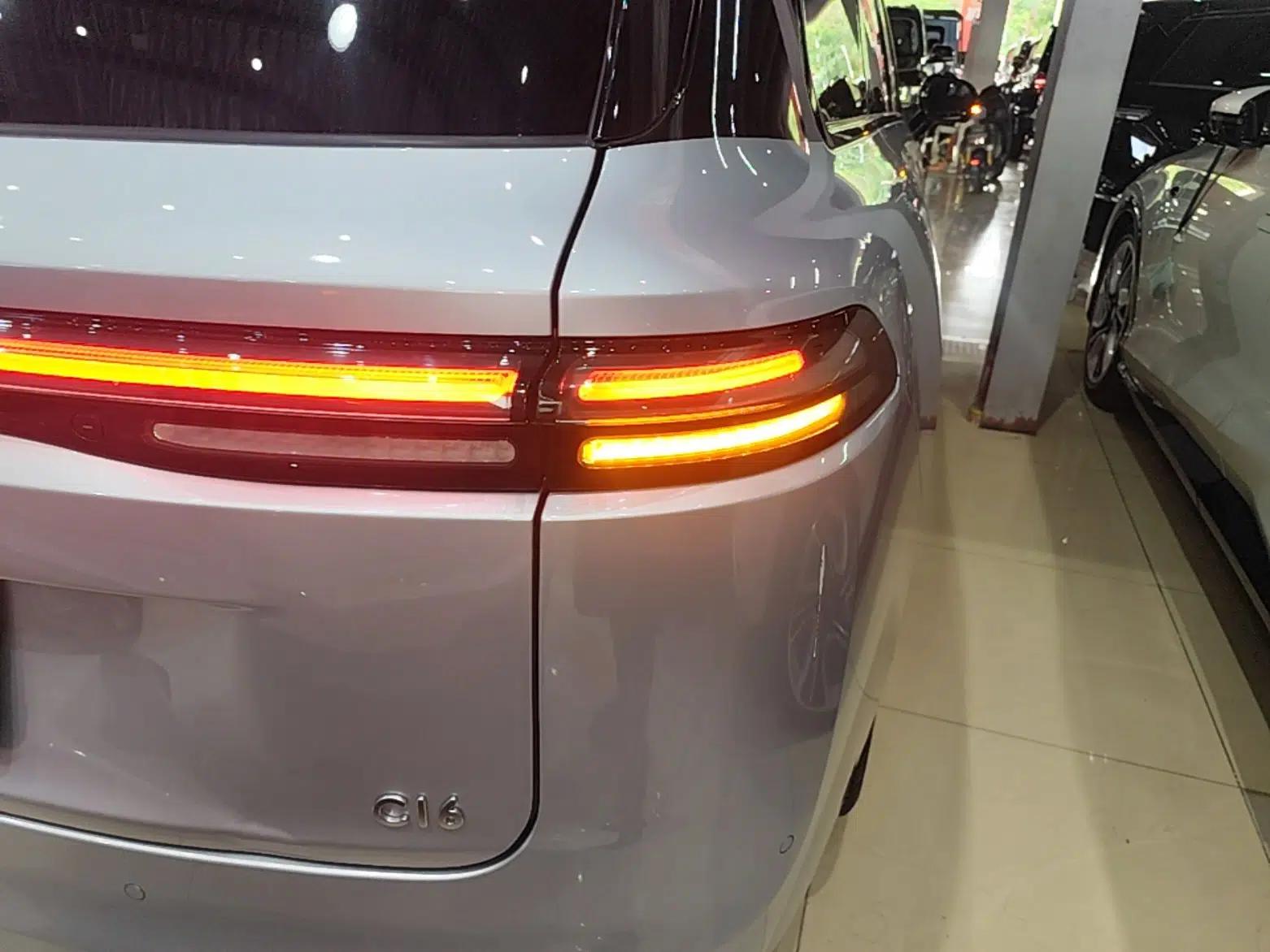 Leapmotor C16 2024 All-Electric 580 Luxury Edition — миниатюра 9