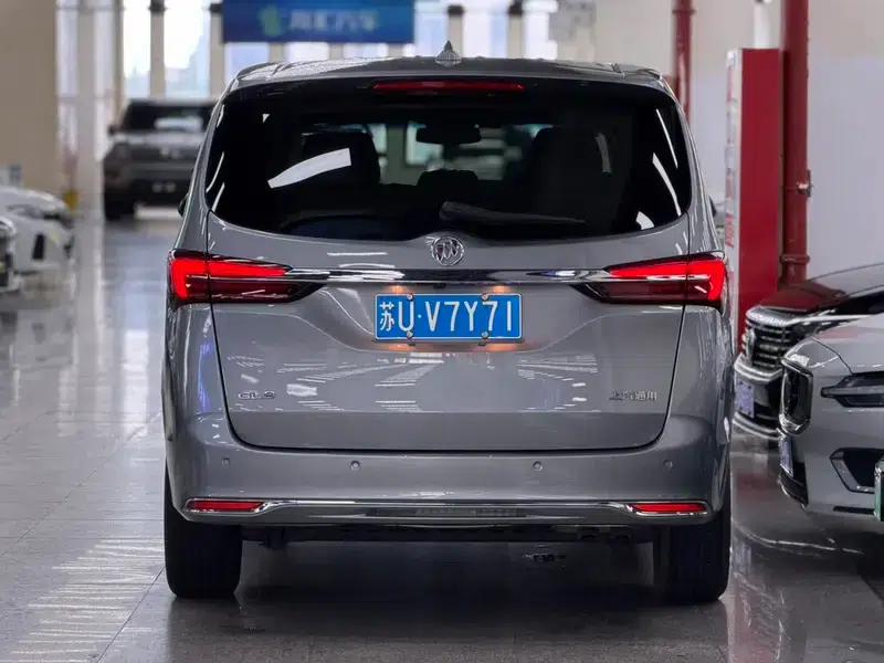 Buick GL8 2023 Land Business Class 2.0T Luxury Edition — миниатюра 5