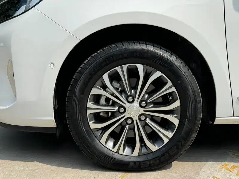 Buick GL8 2021 Facelift Land Business Class 652T Smart Luxury Model — миниатюра 10