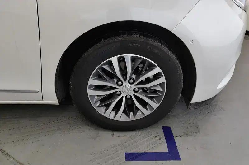Buick GL8 2018 ES 28T Flagship Edition (China VI Emission Standard) — миниатюра 11
