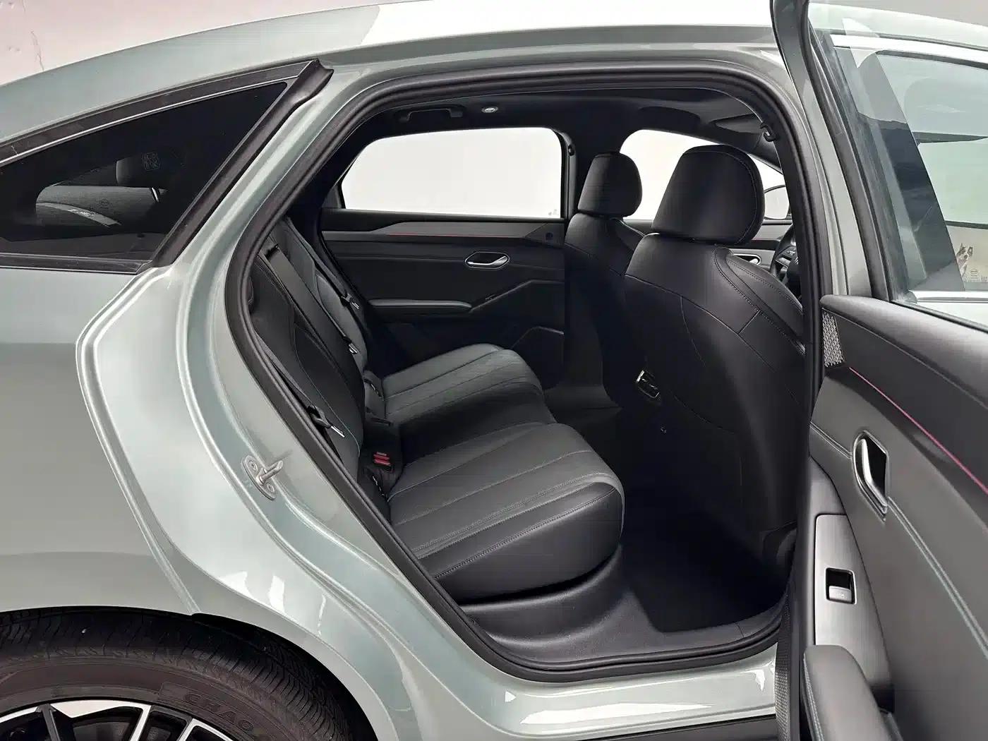 Qin L 2025 EV 545KM Premium Edition — миниатюра 12
