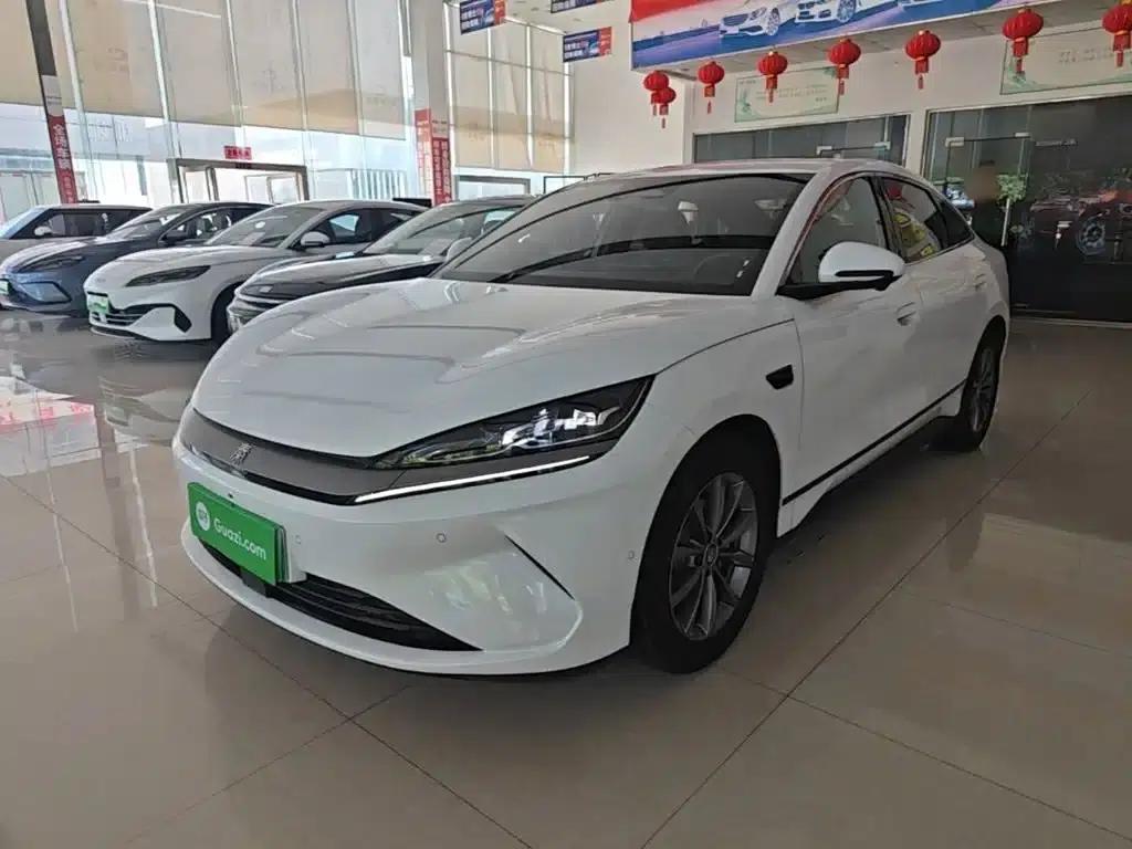 Qin L 2025 EV 470KM Leading Edition — миниатюра 2