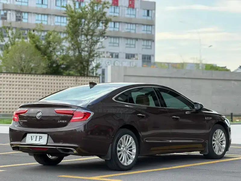 Buick LaCrosse 2018 28T Elite — миниатюра 6