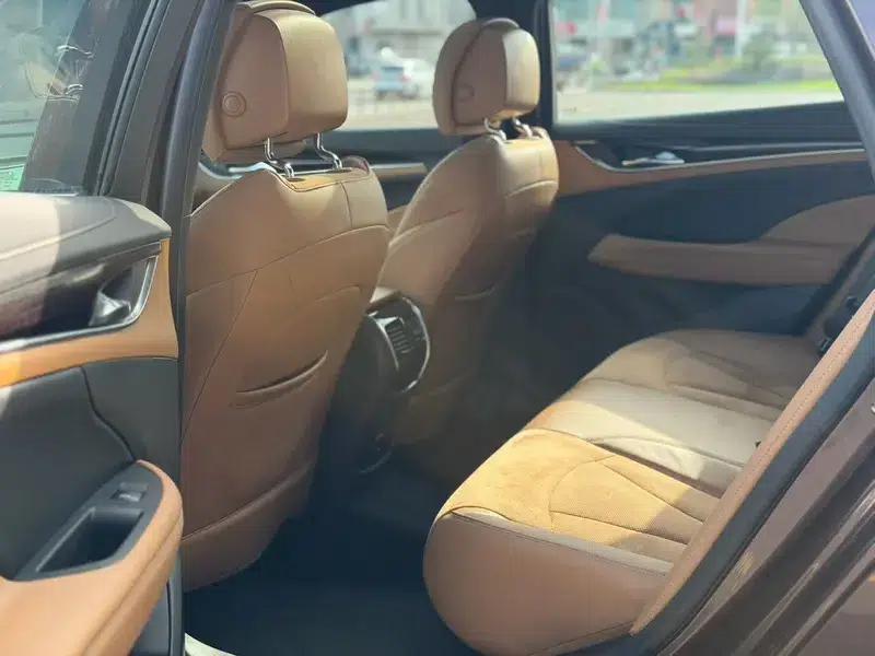 Buick LaCrosse 2018 28T Elite — миниатюра 9