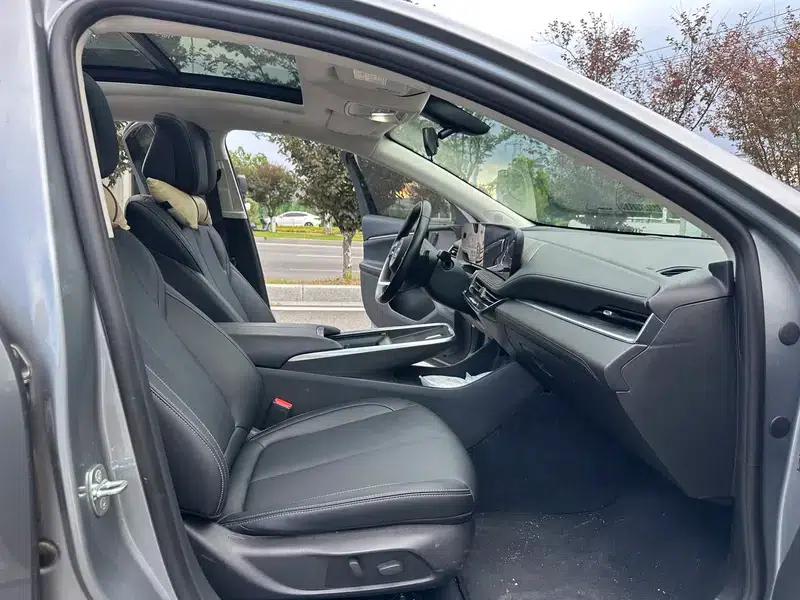 Buick LaCrosse 2023 28T Automatic Premium Edition — миниатюра 11