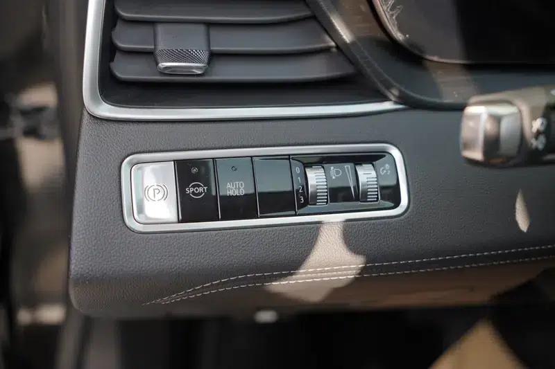 Buick LaCrosse 2023 28T Automatic Premium Edition — миниатюра 17