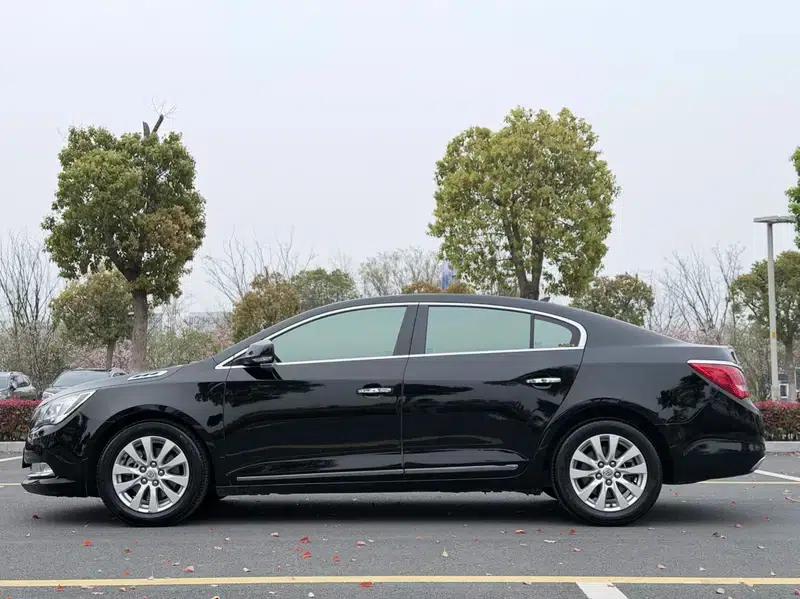 Buick LaCrosse 2013 2.4L SIDI Elite Comfort — миниатюра 4