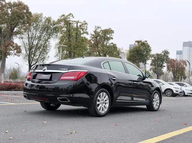 Buick LaCrosse 2013 2.4L SIDI Elite Comfort — миниатюра 7