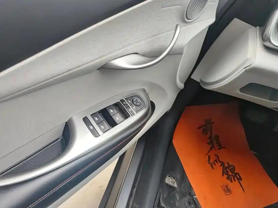 Dolphin 2023 420km Fashion Edition — миниатюра 7