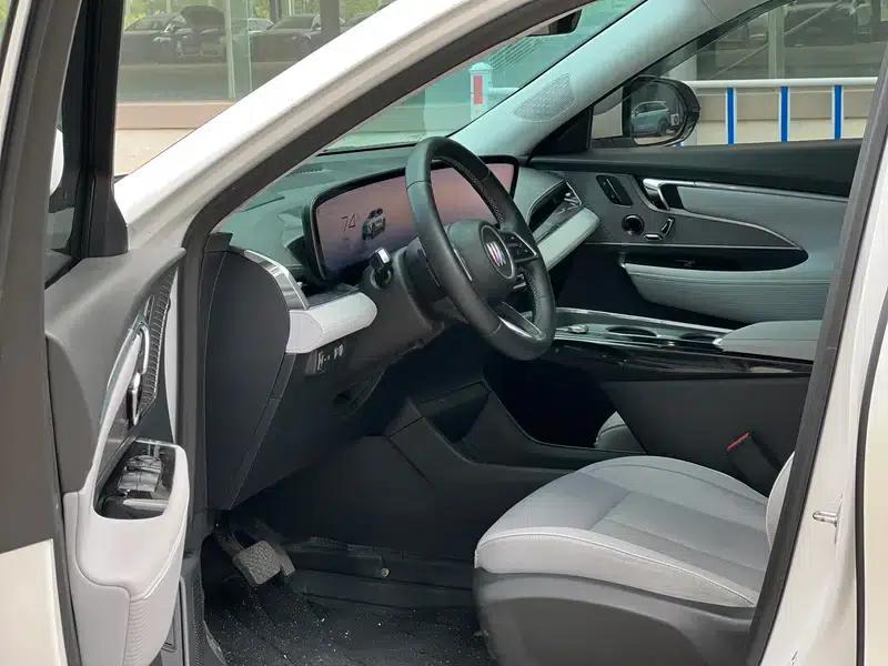 Buick E5 2024 Premium Standard Audio-Visual Edition — миниатюра 8
